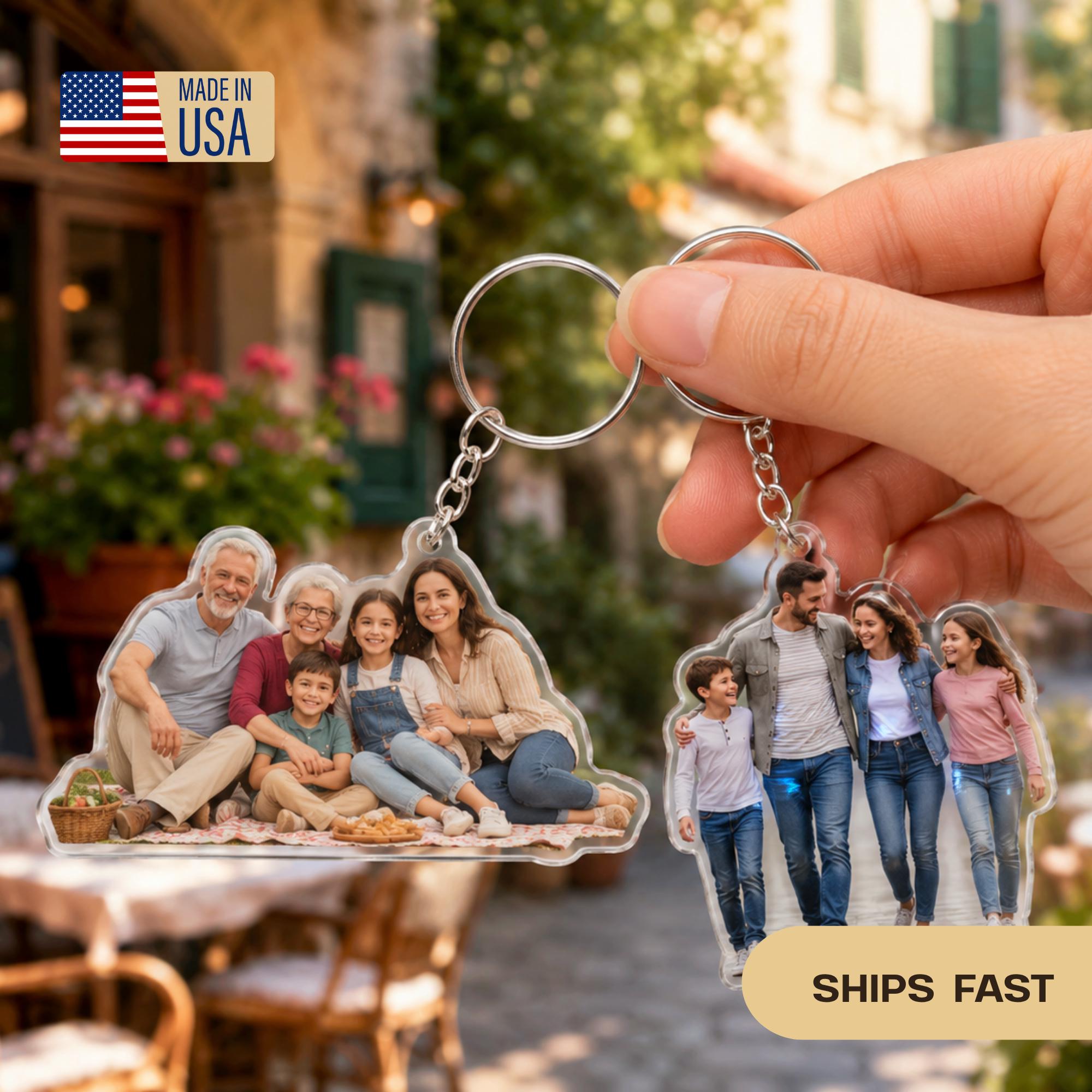 Custom Family Photo Acrylic Keychain, Picture Keychain Gift, Custom Acrylic Photo Charm, Gift for her, him, Party Favors, Car accessories